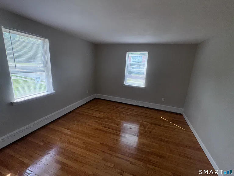 752 New Britain Ave #4 — Photo 10