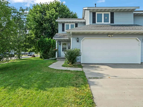 701 Hilltop Dr, Deforest, WI 53532
