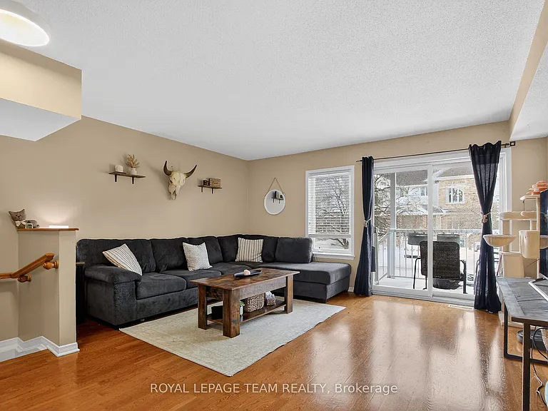 255 Deercroft Ave #1 — Photo 9