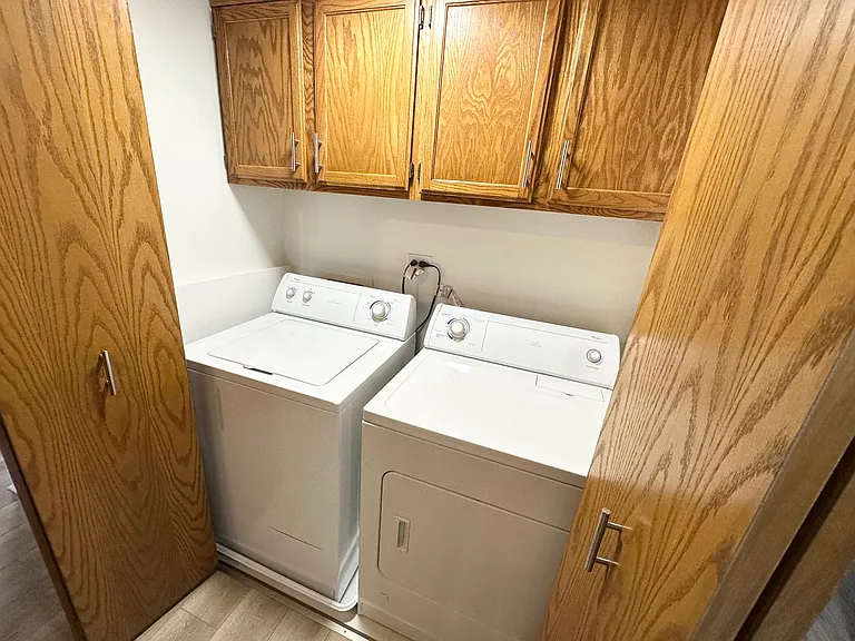 1028 Ashley Ct N #1B — Photo 19