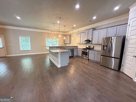 2nd image of 5317 Winmire Ln