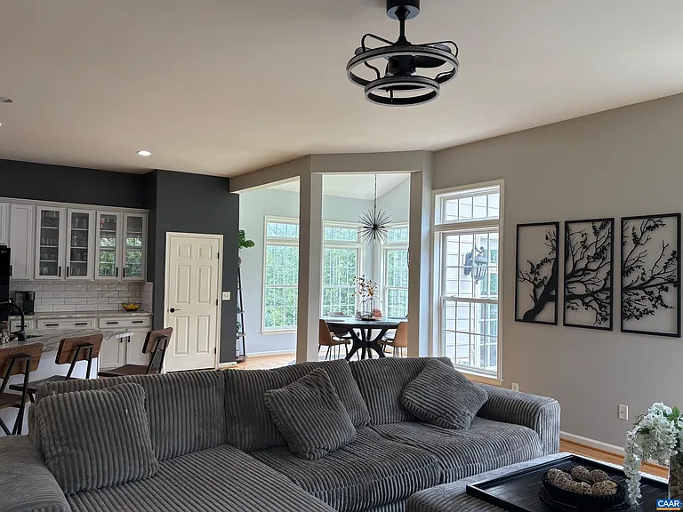 42 Branch Ln — Photo 8