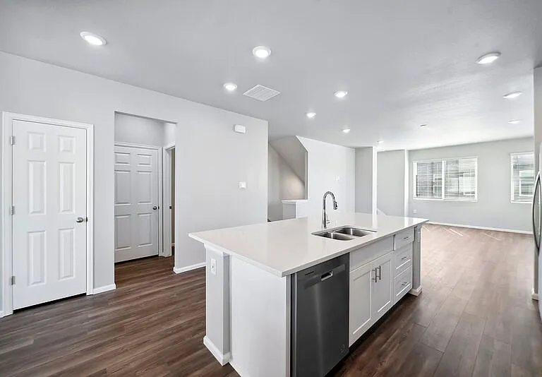 12326 W 56th Ln — Photo 10
