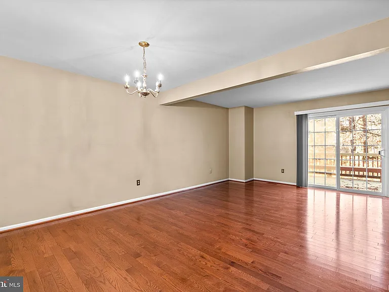 8871 Manahan Dr — Photo 3