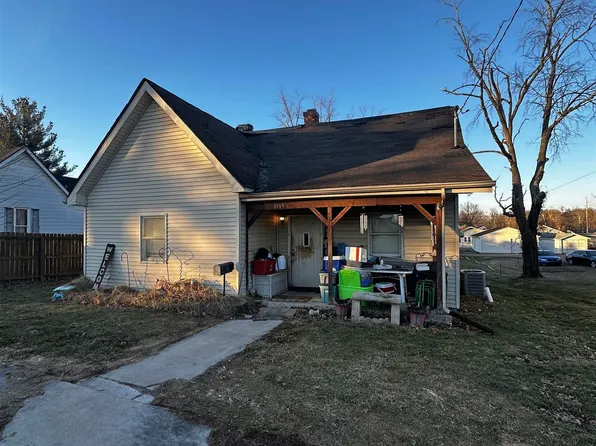 1319 4th St, Bedford, IN 47421