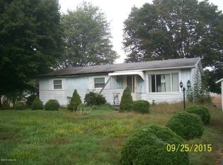 653 Island Rd, Lock Haven, PA 17745