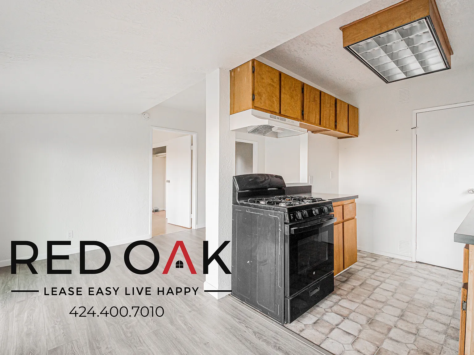 ~$100 Off Each Month~ Breathtaking Two Bedroom Featuring Expansive Balcony, Phenomenal Views, Inc... — Photo 4