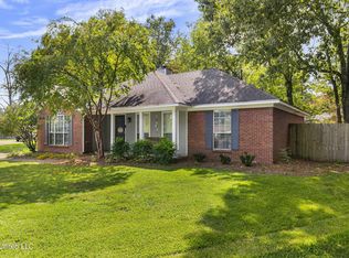 405 Sawtooth Cv, Brandon, MS 39047
