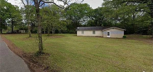 3 bed, 1501 sqft, $1,600 — Photo 1