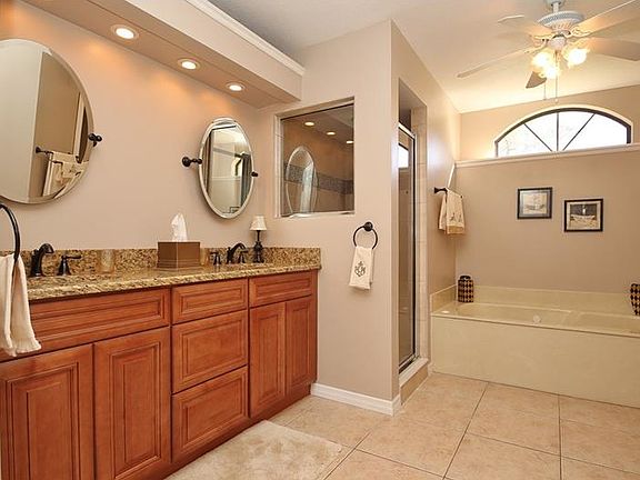 5th image of 5114 SE 41st Ave