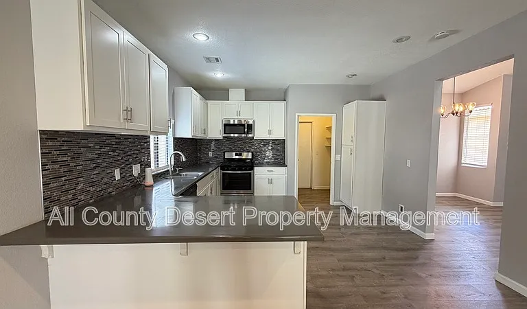 9591 Capiland Rd — Photo 8