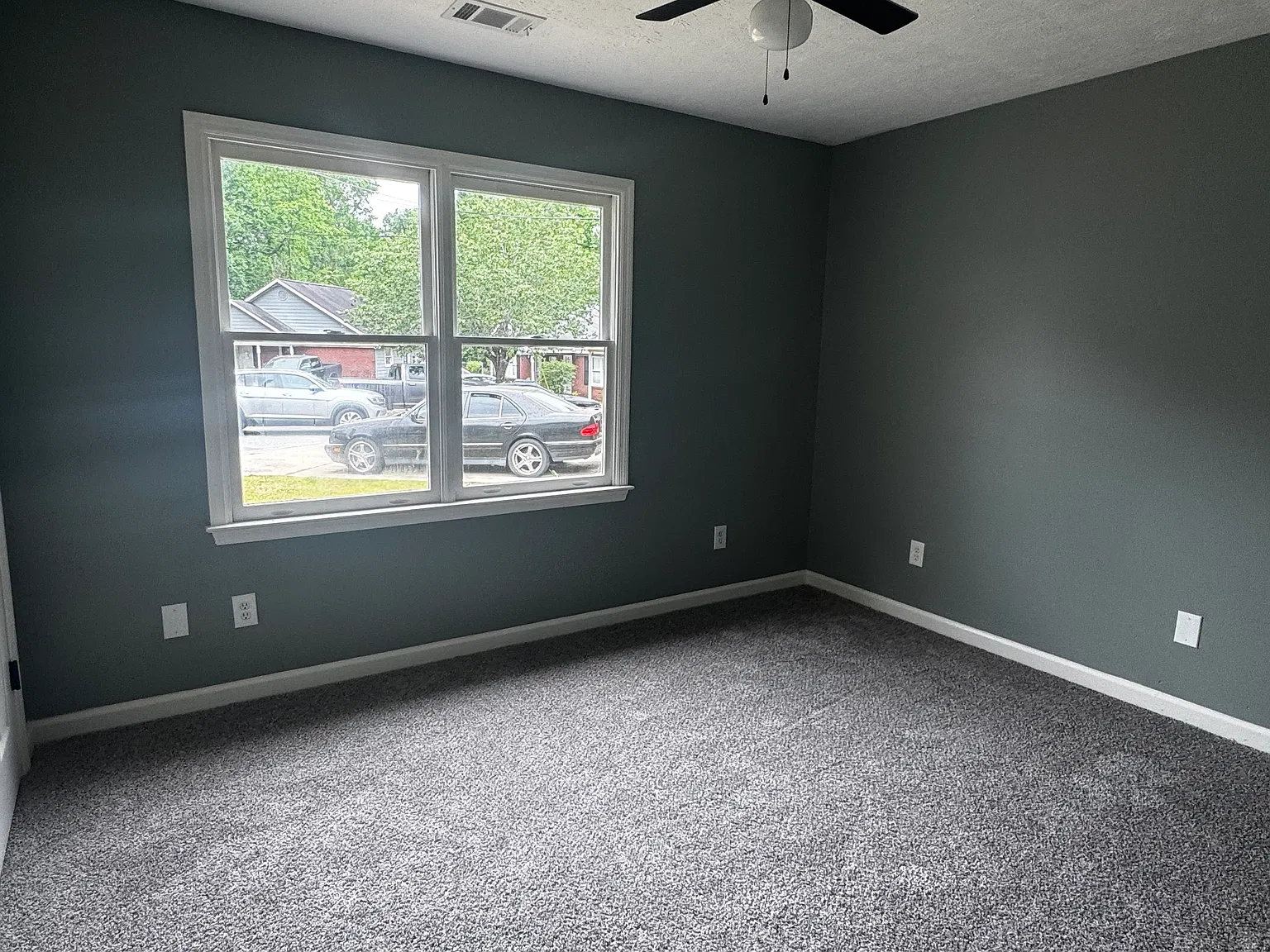 Beautiful 3BR / 2BA House for Rent — Photo 2