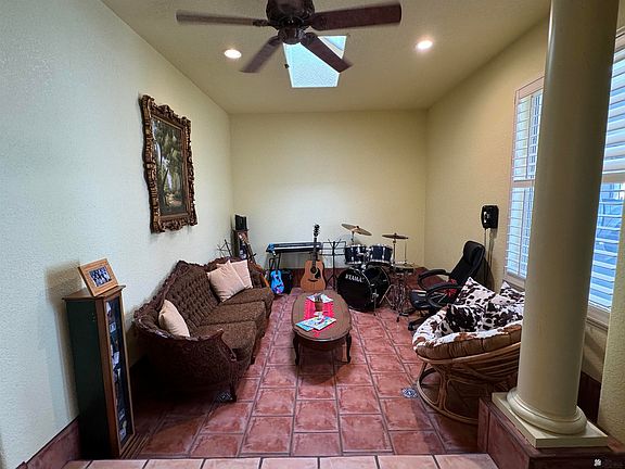 3rd image of 1148 E Bienestar Ln