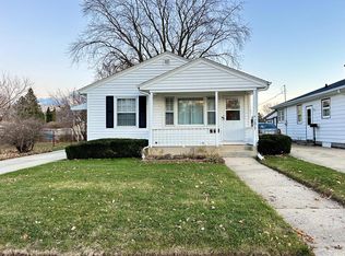 2817 Wellington Dr, Racine, WI 53403