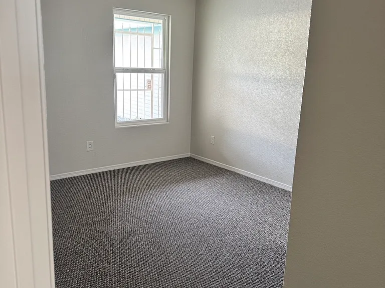841 Marie Park Dr NE — Photo 12