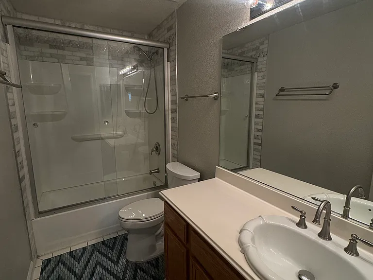 2613 Sheridan Rd — Photo 11