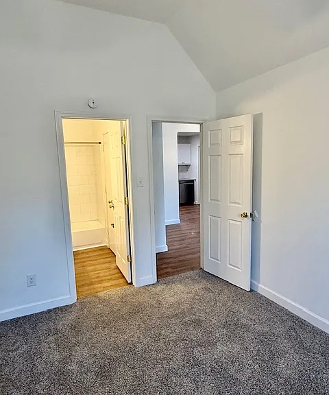1110 Barrington Ln — Photo 12