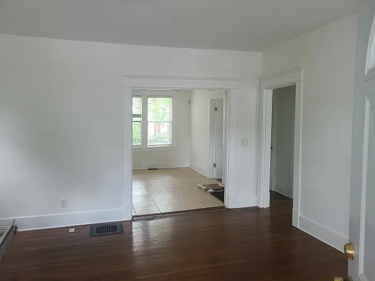 714 McFerrin Ave — Photo 4