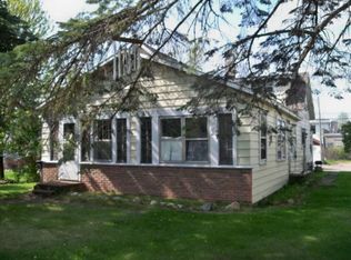 120 W Spirit Ave, Tomahawk, WI 54487