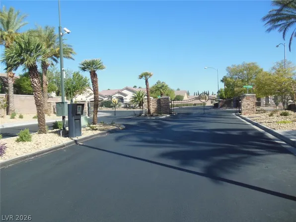 9865 Masterpiece Dr, Las Vegas, NV 89148