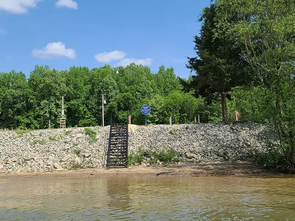 1188 River Front Dr S Lot 11, Clifton, TN 38425