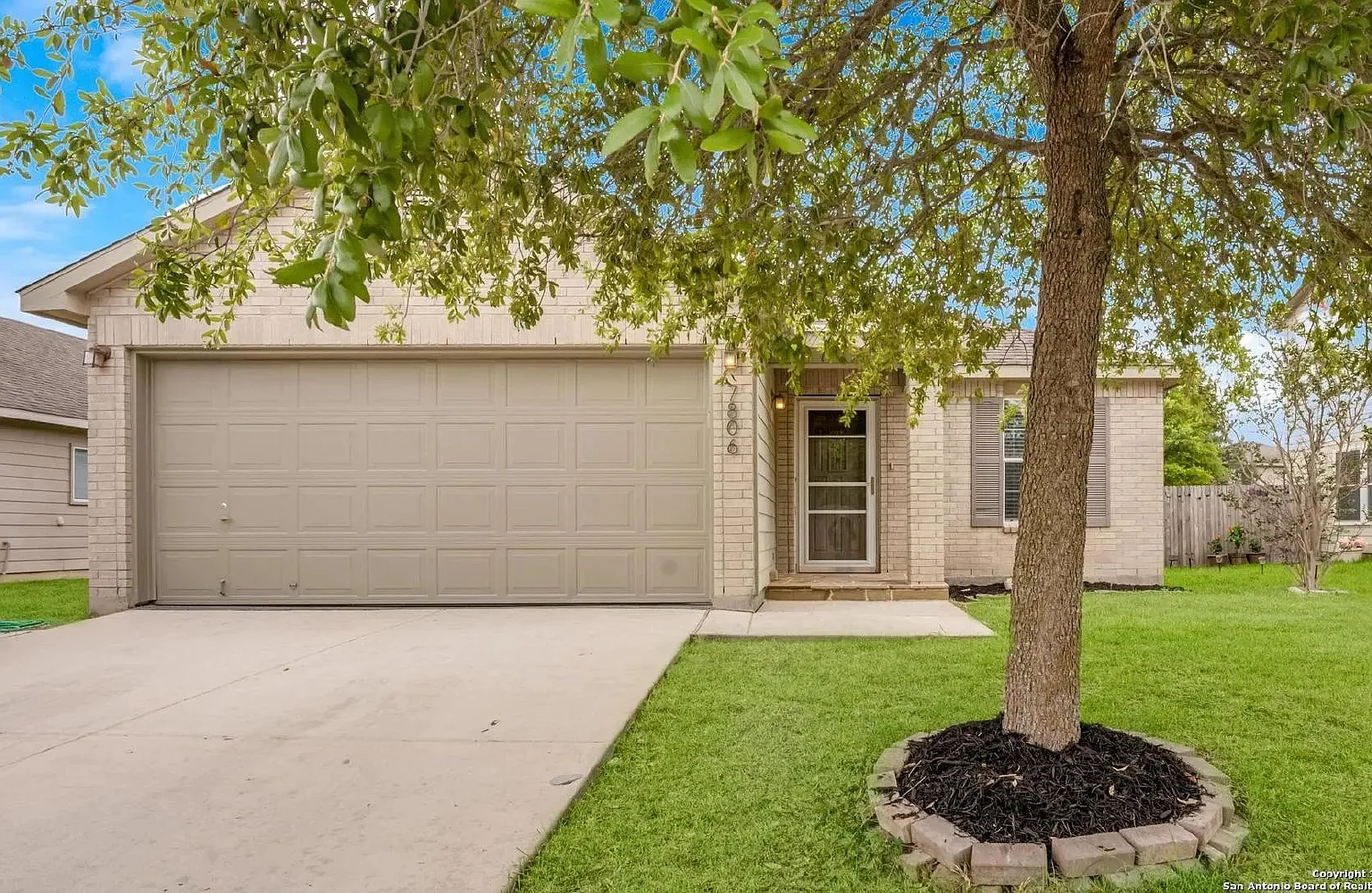 3 bed, 2.0 bath, 1710 sqft, $1,850 — Photo 1