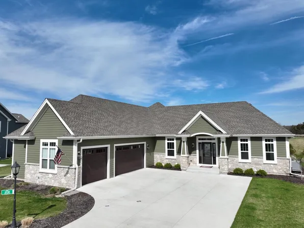 3238 Castle Rock DRIVE, Summit, WI 53066
