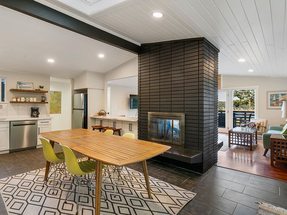 Open kitchen and living room