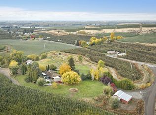 60 Riggins Rd, Wapato, WA 98951