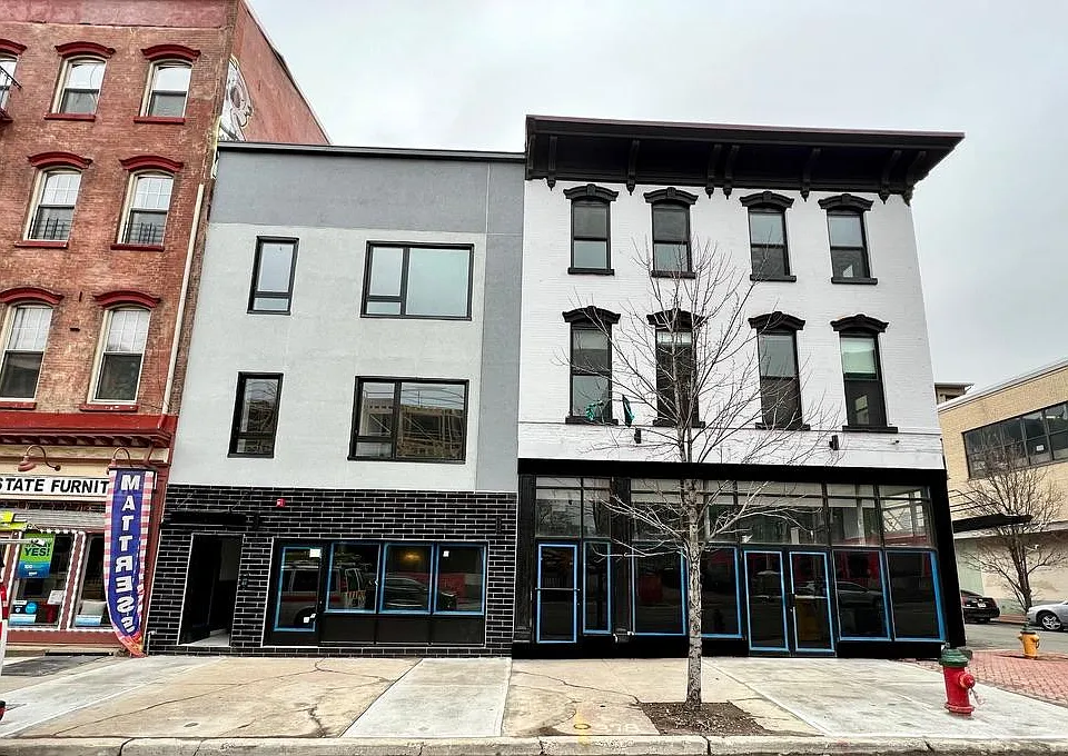 376-378 Broad St Newark NJ