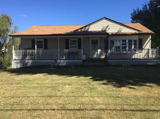 10 Rowell Ln, Wappingers Falls, NY 12590