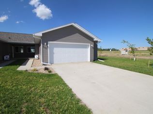 5327 15th Ave SE, Minot, ND 58701