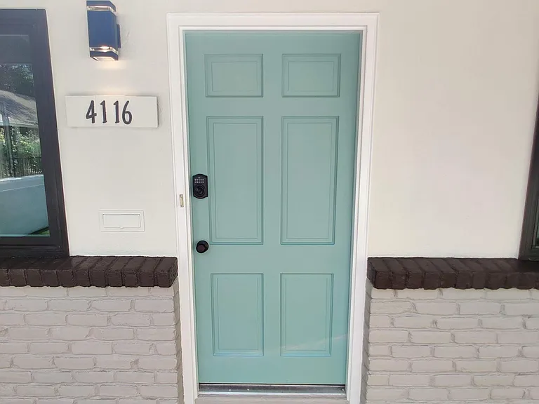 4116 C St — Photo 3