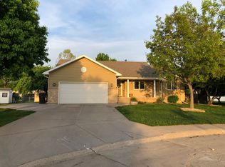 2115 Topeka Cir, Grand Island, NE 68803