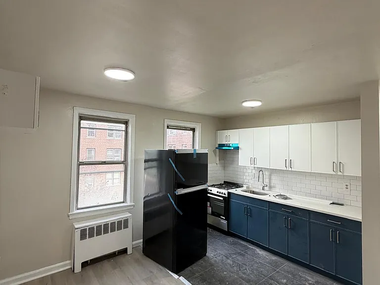44 Irving St #6 — Photo 1