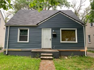 15880 W Parkway St, Detroit, MI