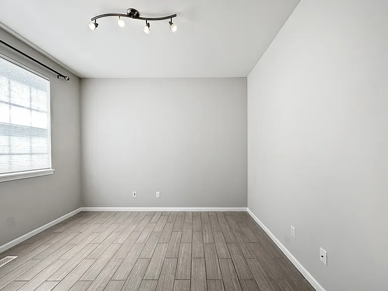 1159 Crimson Clover Way — Photo 13