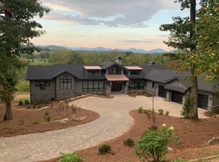 558 Walnut Valley Pkwy, Arden, NC 28704