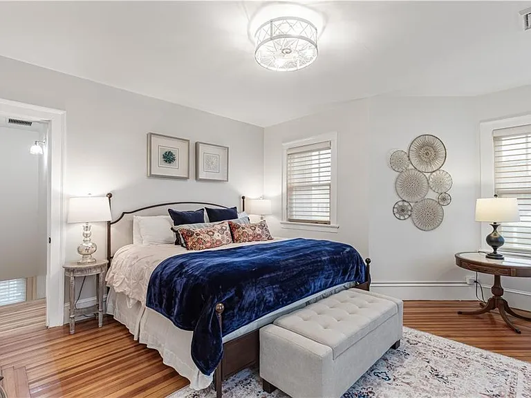 21 Bedlow Ave — Photo 12