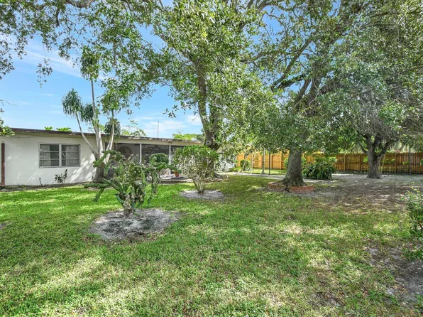 65 NW 12th Avenue, Boca Raton, FL 33486
