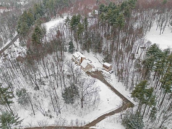 5th image of 15 Chevey Hill Road