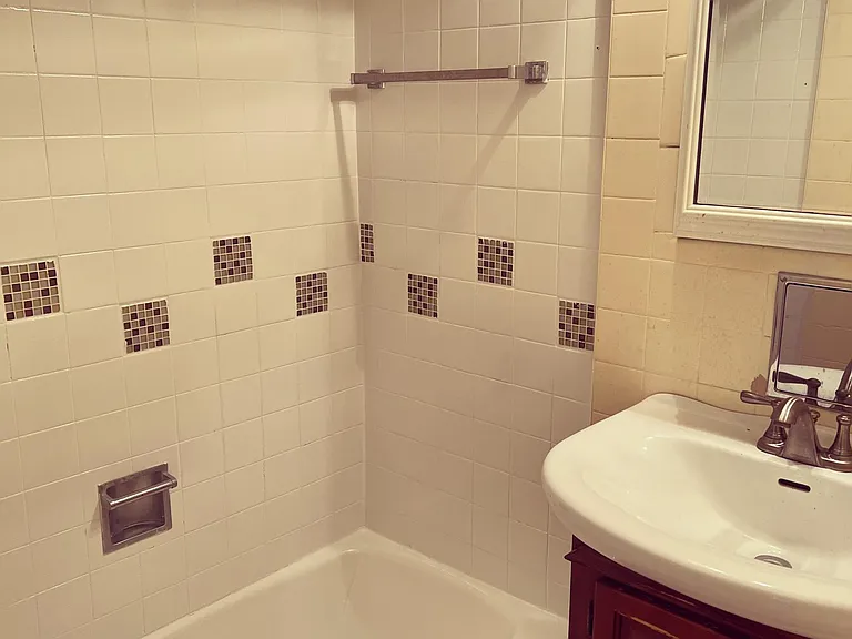 286 Cambridge St #7 — Photo 6