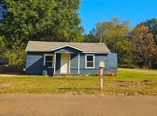 812 Fairview St, Texarkana, AR 71854