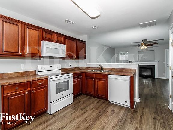 2nd image of 1019 Quinlan Dr