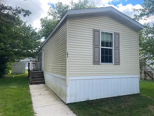 83 E Manor St Photo 1