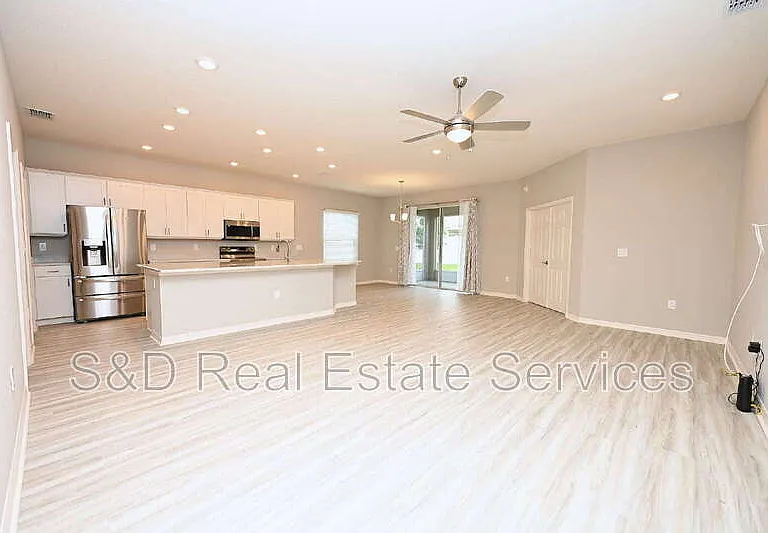 1731 Oceania Ave — Photo 15