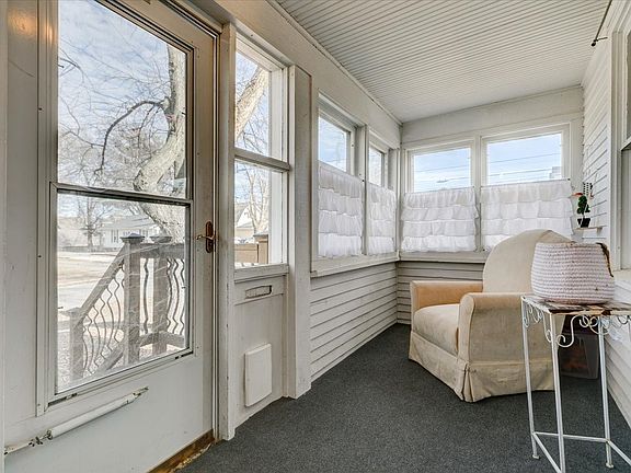 2nd image of 4402 Ovid Ave