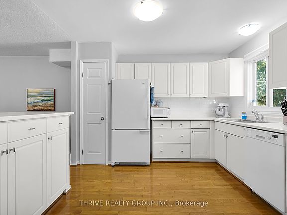 5th image of 215 Commissioners Rd #10