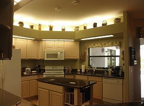 4th image of 5620 W Crossmoor Pl