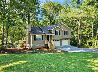 80 Remington Ln, Acworth, GA 30101